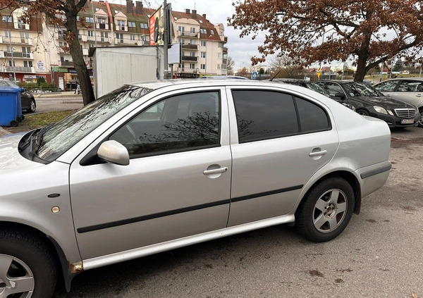 Skoda Octavia cena 4500 przebieg: 350000, rok produkcji 2001 z Szczecin małe 379